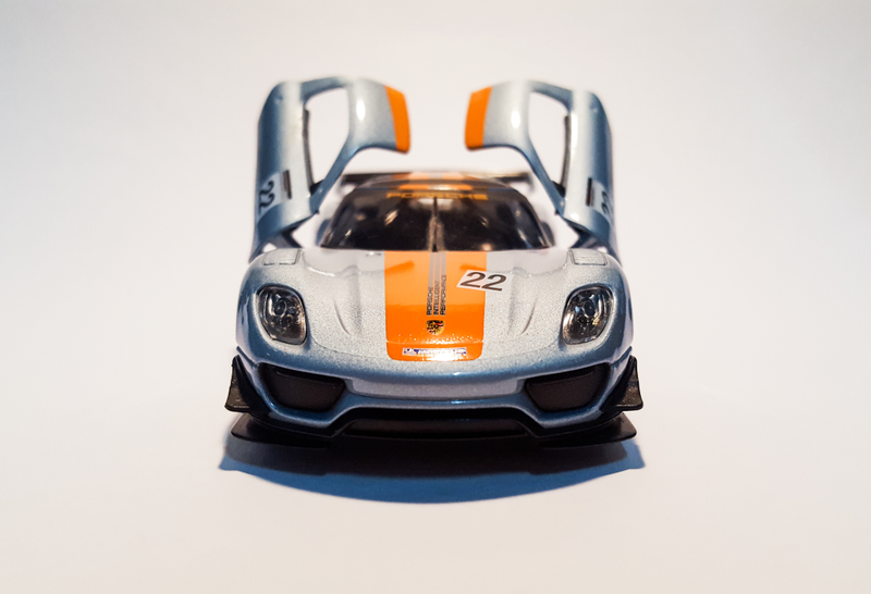 Illustration for article titled The Stuttgart Spyder Supershow